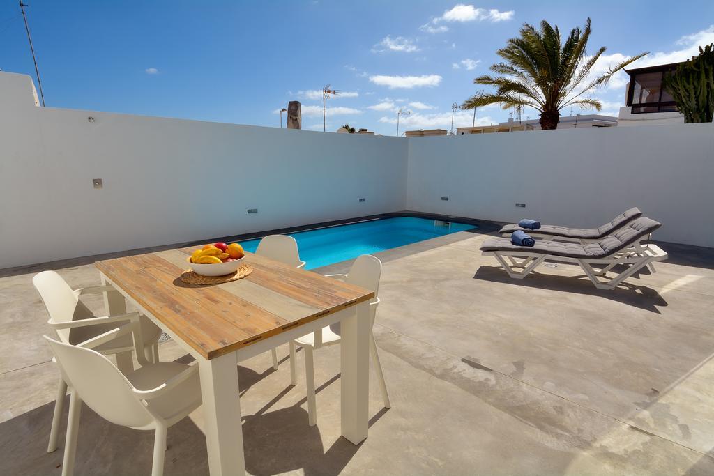 Villa Sunrise Private Pool Puerto Del Carmen By Pvl Exterior photo
